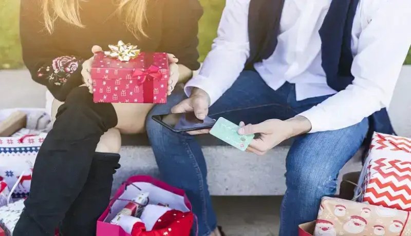 Participate in LookWhatMomFound Giveaways